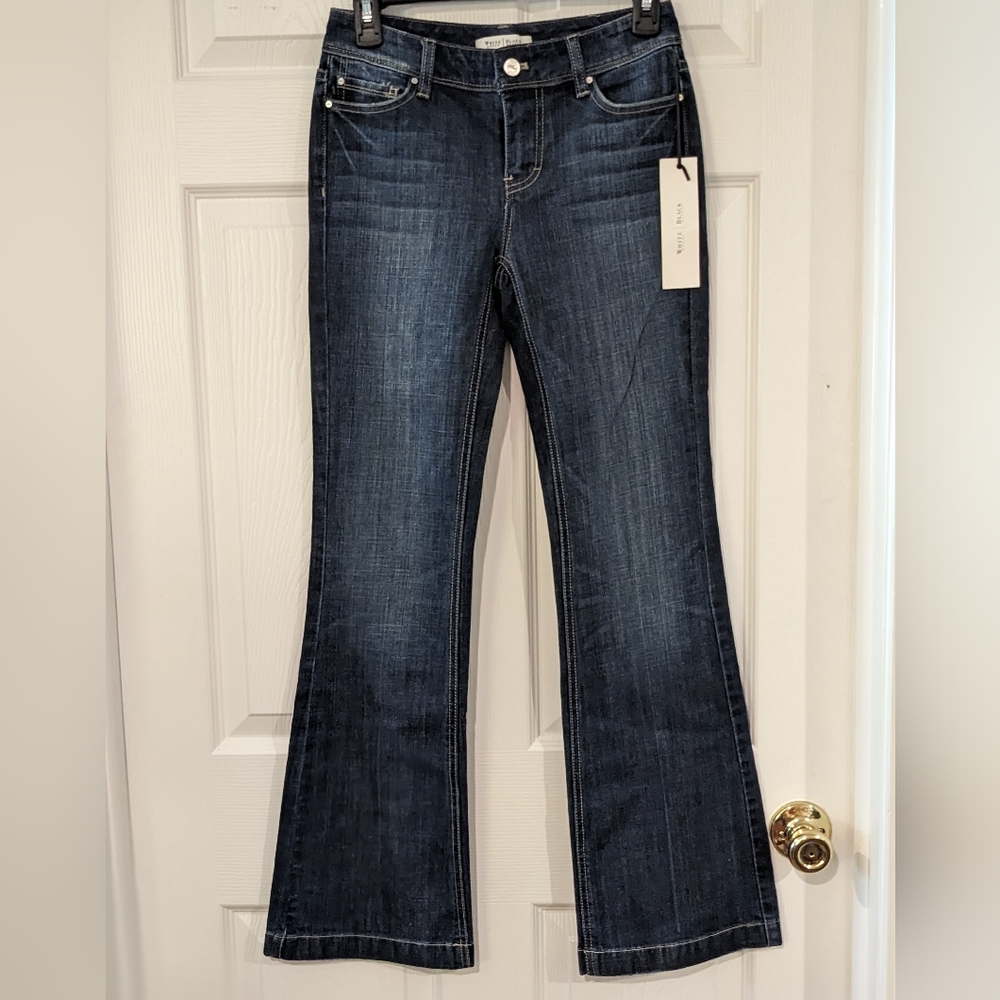 White House Black Market Flare Jeans - Size 00S